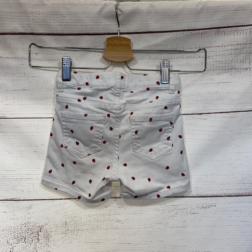 4-5 Years toddler white denim shorts ladybugs H&M - Picture 9 of 9